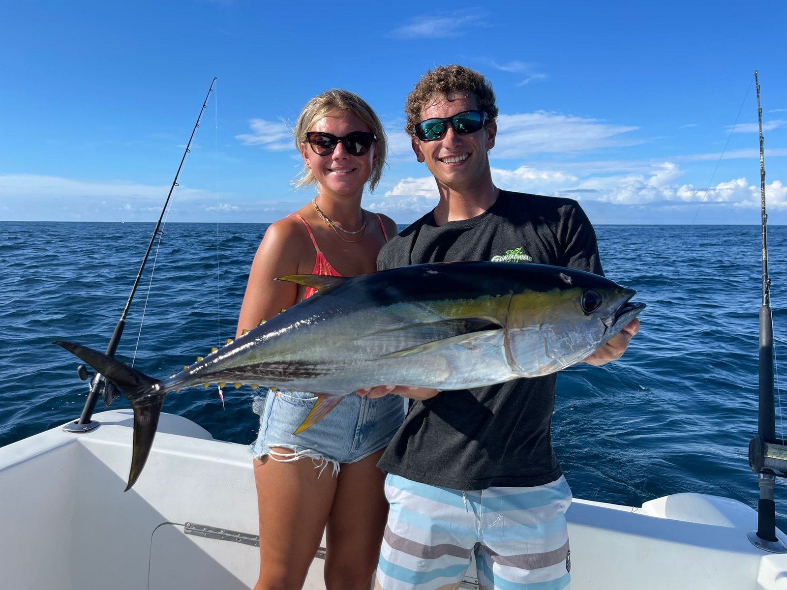Pez gallo (roosterfish) caught inshore
